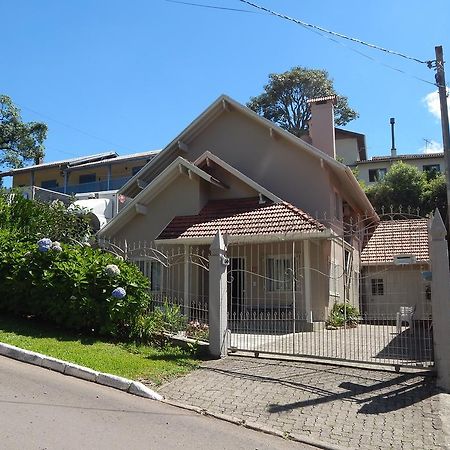 Apartamento Dos Altos Centro Gramado Exterior photo